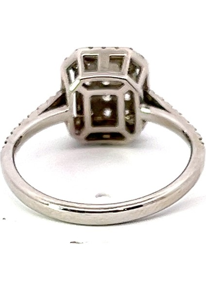 0,44 Ct 2,28 gr Baget Şekilli Pırlanta Yüzük