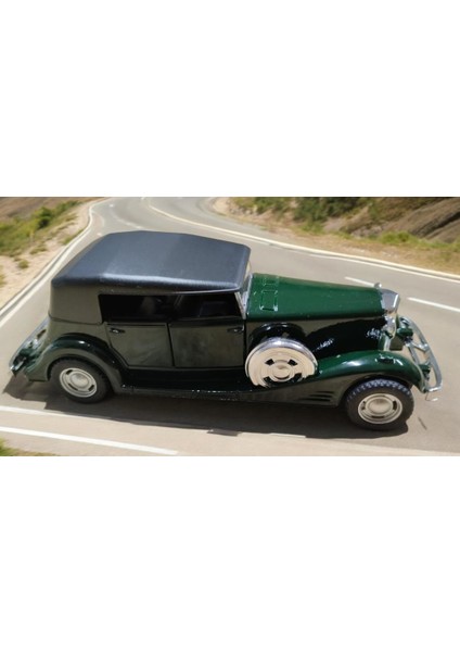 Nostaljik Metal Çek Bırak Araba Yeşil Kapılar Açılır ( 1/36 Ölçek ) fiyatları