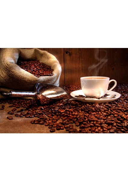 Fincan ve Kahve Çekirdeği Temalı Cafe