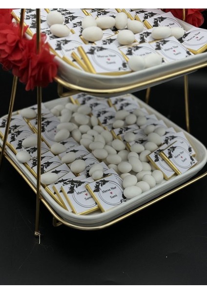 Iki Katlı Stand Kare 80 Adet Kırmızı Süslemeli Kız Isteme Çikolatası, Söz Nişan Mevlüt Çikolatası fiyatları