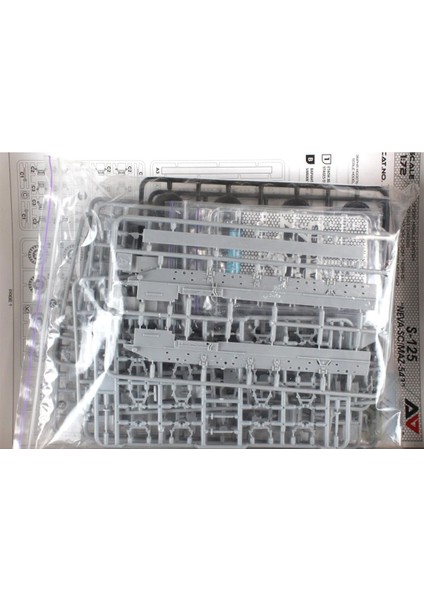 AAM7218 1/72 S-125SC MAZ-453 Mobil Hava Savunma Sistemi Plastik Model Kiti
