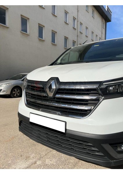 Renault Trafıc Krom Ön Panjur 3 Prç. 2022 Üzeri Paslanmaz Çelik