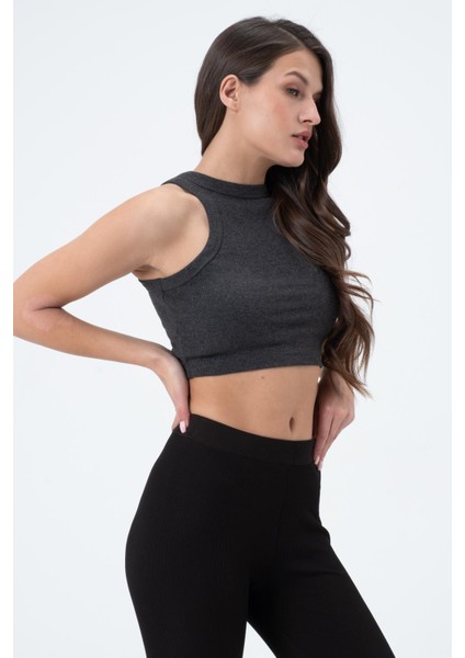 Kadın Kaşkorse Crop Atlet Antrasit modelleri