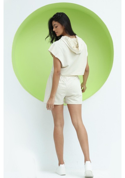 Kadın Kapüşonlu Crop Ekru fırsatları