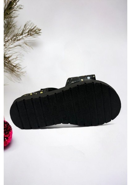 Galaxy Baskılı Çift Bantlı Cırt Cırtlı Erkek Çocuk Sandalet fırsatları