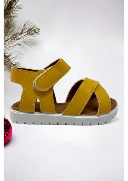 Sarı Cırt Cırtlı Unisex Bebek Sandalet