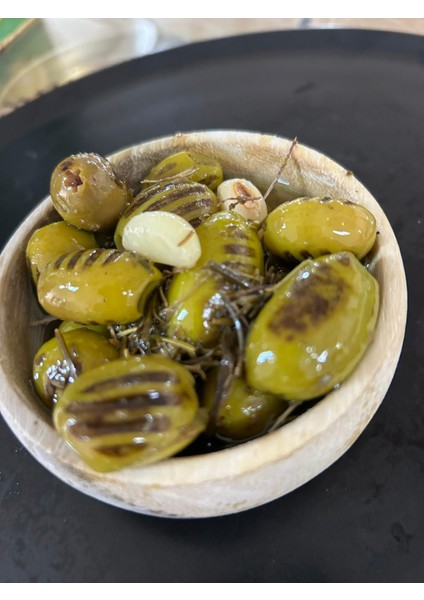 Grill(Izgara) Zeytinyağlı Soslu Yeşil Zeytin