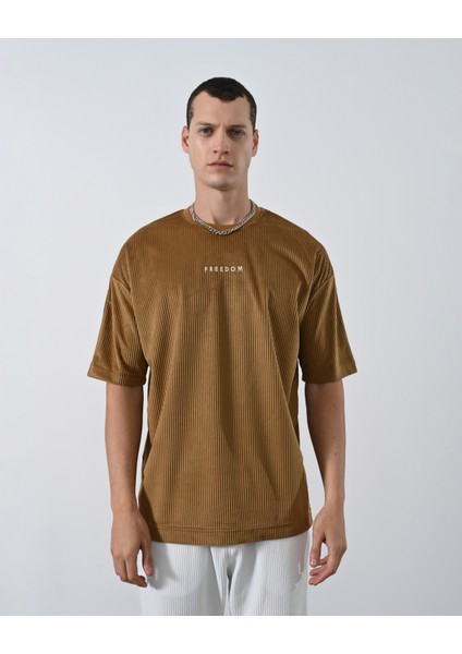 Erkek Kahverengi Bisiklet Yaka Nakışlı Oversize T-Shirt modelleri