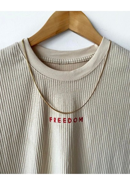 Erkek Krem Bisiklet Yaka Nakışlı Oversize T-Shirt modelleri