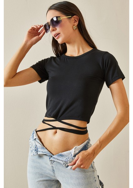 Siyah Bisiklet Yaka Bağcıklı T-Shirt 5YXK1-48762-02