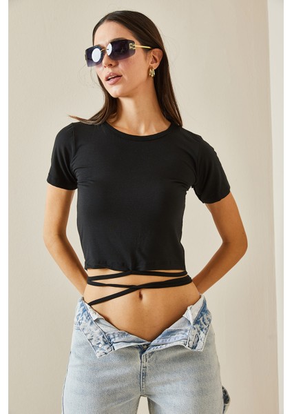 Siyah Bisiklet Yaka Bağcıklı T-Shirt 5YXK1-48762-02 modelleri