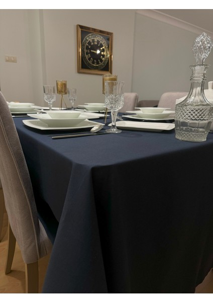 Meral Kurşun Collection Sıvıya Dayanıklı Pamuk Keten Dertsiz Masa Örtüsü Lacivert