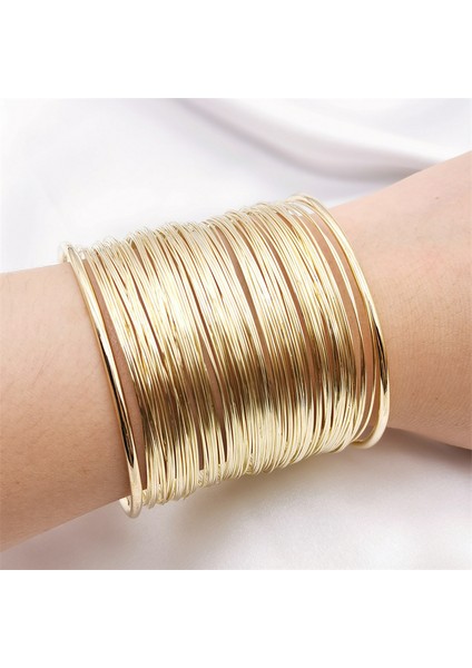 STIL26 Fkewyy Lüks Charm Bilezikler Kadınlar Için Altın Renk Içi Boş Bilezikler Tasarımcı Gotik Aksesuarları Alaşım Bildirimi Takı Bilezik (Yurt Dışından) fırsatları