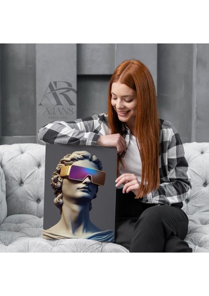 Renkli Gözlük ve Heykel Kafa Birleşimi Kanvas Tablo fiyatları