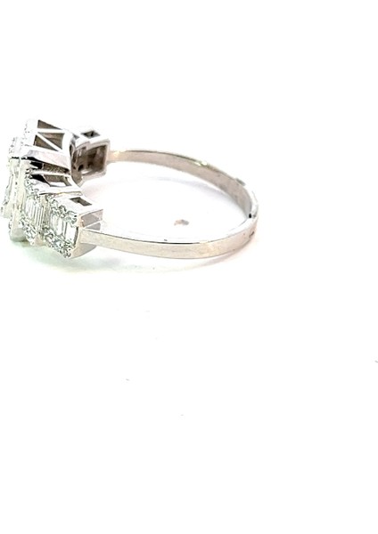 0,7 Ct 3,63 gr Baget Yarımtur Pırlanta Yüzük fiyatları