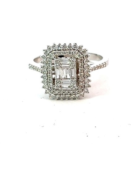 0,58 Ct 3,24 gr Baget Yarımtur Pırlanta Yüzük