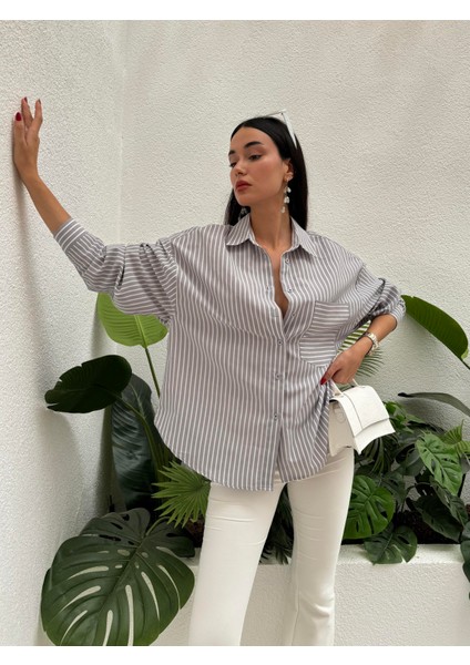 Gri Beyaz Çizgili Oversize Cepli Gömlek 27135 indirimleri