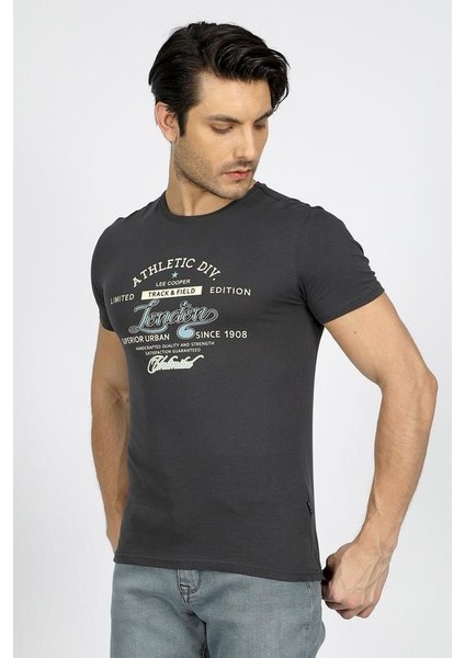 Önü Yazılı Slim Fit O Yaka Erkek Tişört 232LCM242024 Divided