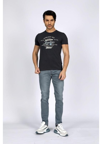 Önü Yazılı Slim Fit O Yaka Erkek Tişört 232LCM242024 Divided
