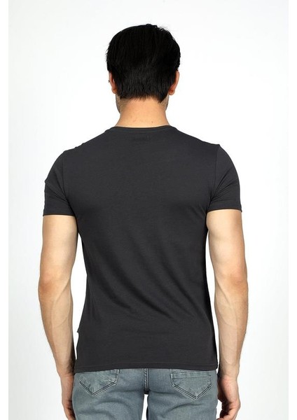 Önü Yazılı Slim Fit O Yaka Erkek Tişört 232LCM242024 Divided