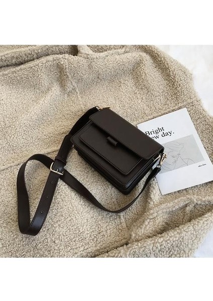 Siyah Moda Bayanlar Küçük Omuz Çantası Pu Deri Messenger Çanta Kısa Flep Messenger Çanta Omuz Çantası (19.5CM*16CM*9CM) (Yurt Dışından) fırsatları