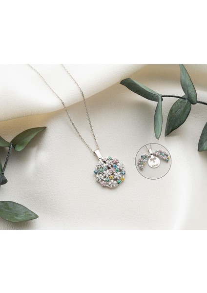 925 Ayar Açılabilen Isimli Çiçek Buketi Gümüş Kolye fırsatları