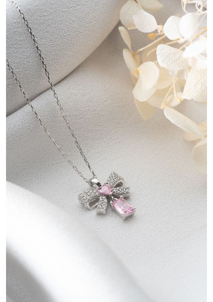 925 Ayar Gümüş Fiyonklu Kolye fırsatları