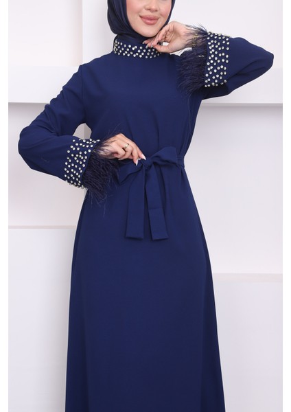 Lacivert Taşlı Kol Tüylü Abiye fırsatları