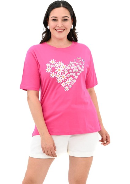 Kadın Büyük Beden Kalp Şeklinde Papatya Baskılı T-Shirt 1575-23