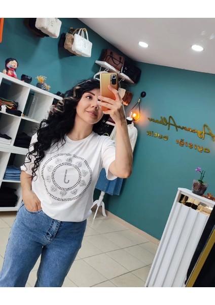 Kadın Tsihirt modelleri