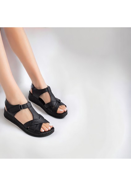 Kadın Topuksuz Deri Açık Yazlık Gündelik Sandalet modelleri