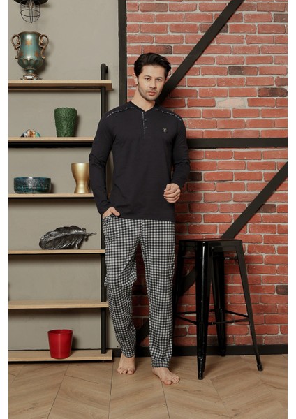 Erkek Pijama Takımı Süprem Uzun Kol Omuz Arabiyeli Küçük Ekoseli Armalı Pamuklu M58352312