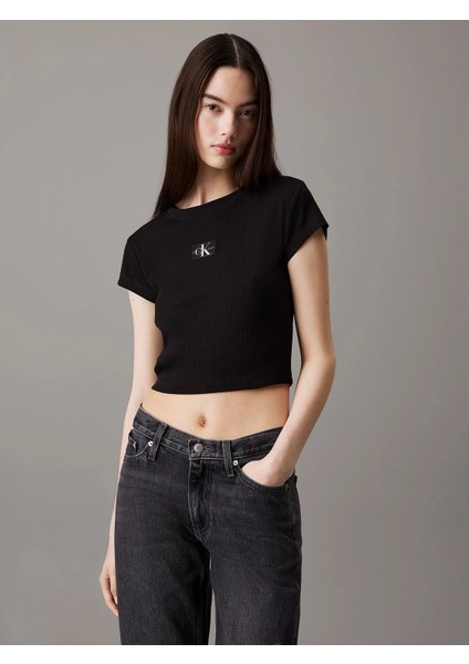 Kadın Ince Fitilli Siyah Crop T-Shirt