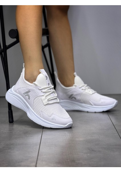 Bağcıklı Unisex Çocuk Spor Ayakkabısı-Beyaz