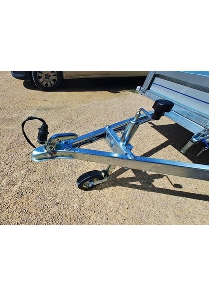 Damperli Yük Römorku 750 kg Light 25 indirimleri