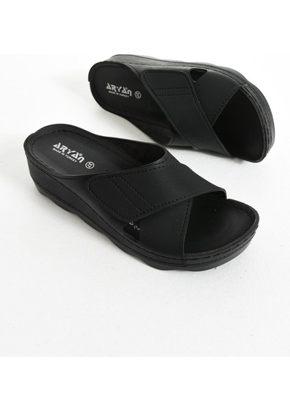 Hafif Topuklu 4,5 cm Cırt Cırtlı Rahat Kullanım Yumuşak Taban Anatomik Günlük Kadın Terlik indirimleri