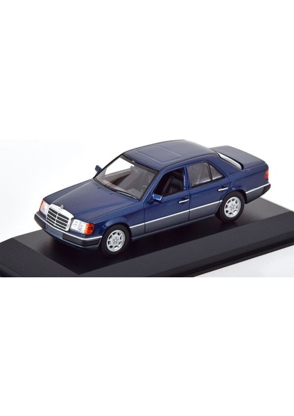 1:43 Maxichamps 1991 Mercedes Benz E Class 230E W124