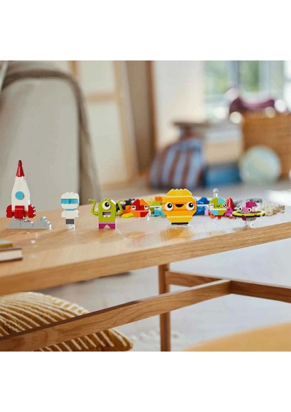 Creator Yaratıcı Uzay Gezegenleri 11037 fırsatları