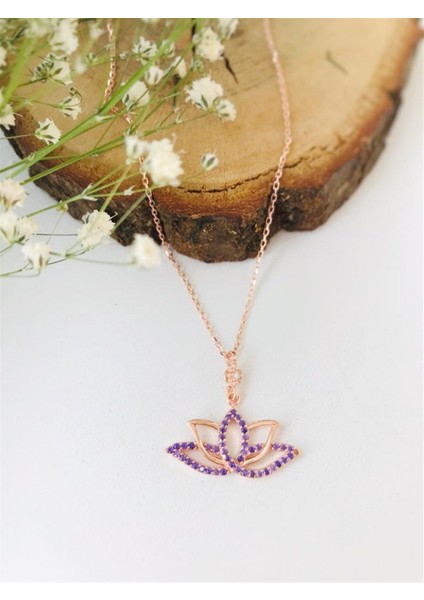 Lotus Kolye
