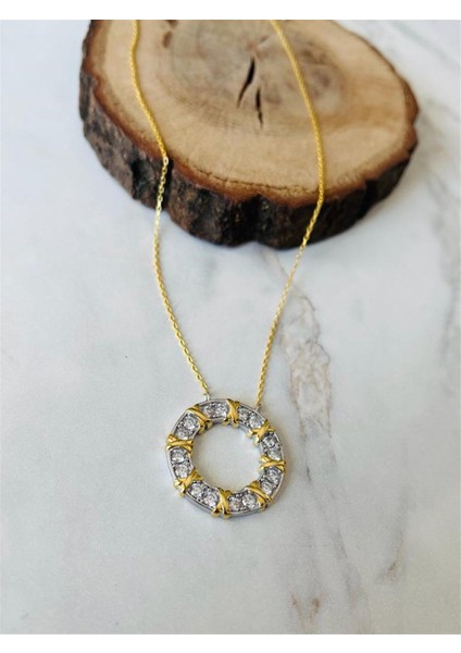 Taşlı Yuvarlak x Kolye fiyatları