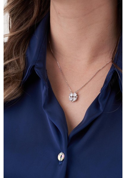 Kalp Yonca Açılabilen Kolye fırsatları