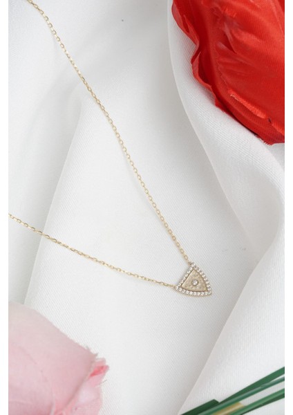 Taşlı Kalkan Kolye