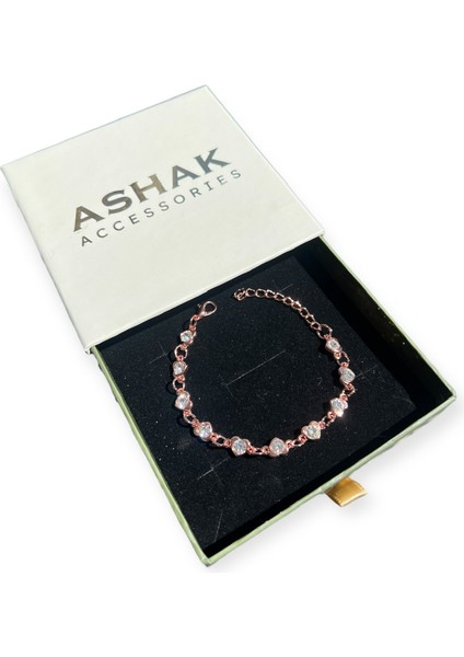 Ashak Accessories Kadın Swarovski Taşlı Kalp Detaylı Rose Kaplama Kalpli Bileklik