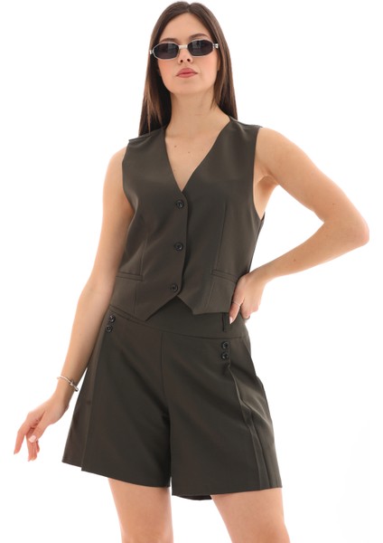 Düğmeli Yelek ve Şort Takımı modelleri