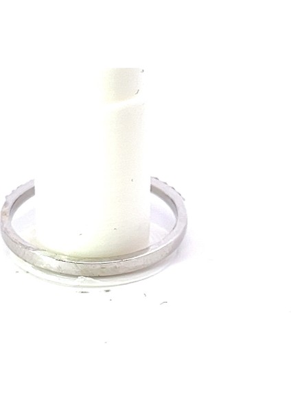 0,28 Ct 1,99 gr Baget Yarımtur Pırlanta Yüzük modelleri