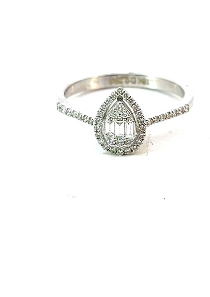 0,28 Ct 2,45 gr Damla Şeklinde Baget Pırlanta Yüzük