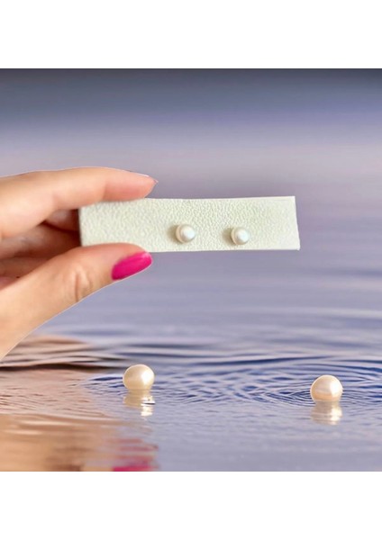 Okyanus Incisi Gümüş Top Küpe