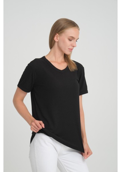 Alexandergardı Fitilli V Yaka Comfort Fit T-Shirt (E24-74602)