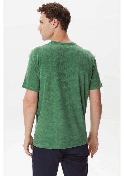 Nautıca Erkek Yeşil Standart Fit Kısa Kollu Tişört modelleri