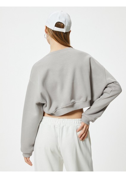 Crop Oversize Sweatshirt Kolej Baskılı Bisiklet Yaka fırsatları